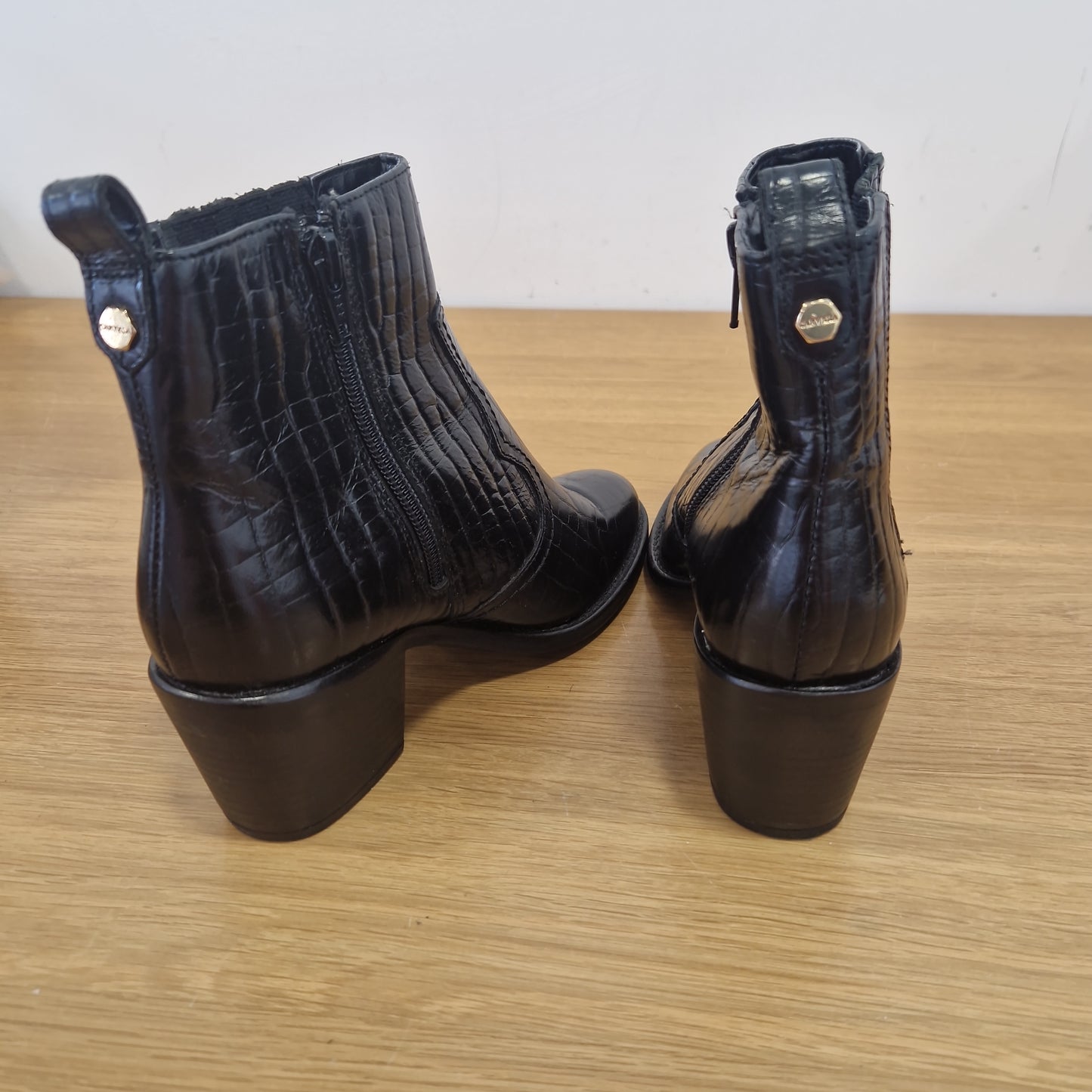 Ladies Black boots UK size 3