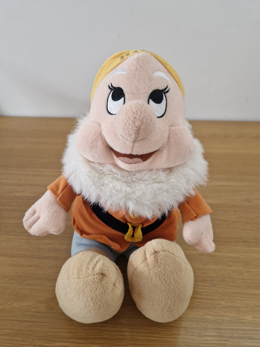 Snow White and the Seven Dwarfs plush toy Happy