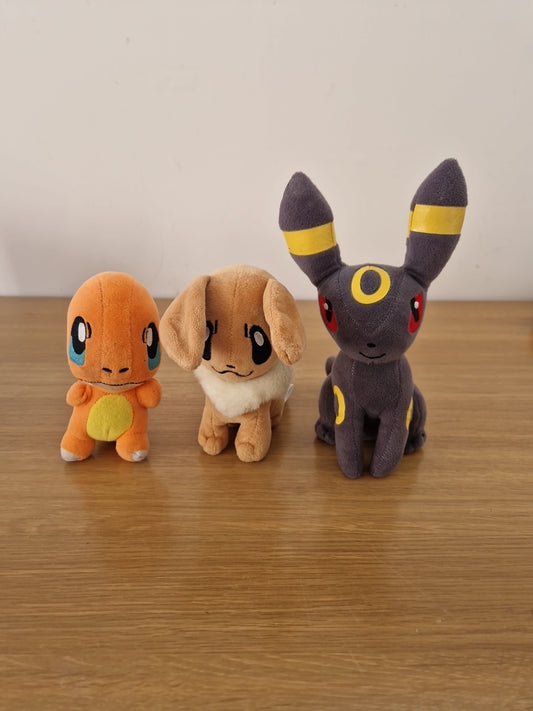 Pokemon bundle Charmander Eevee