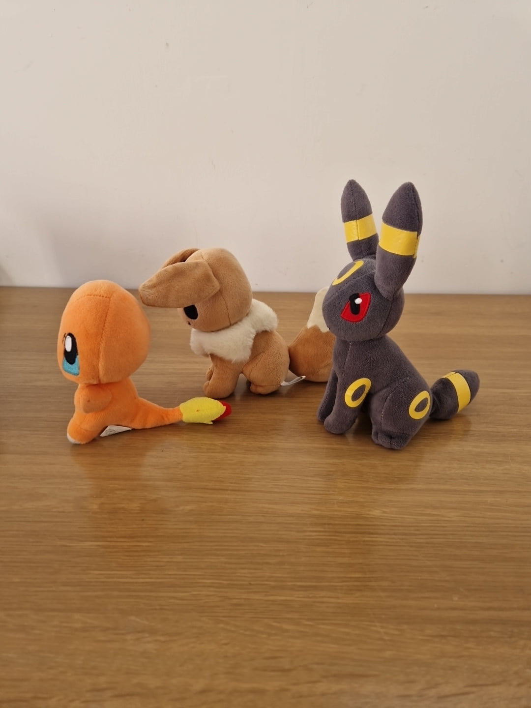 Pokemon bundle Charmander Eevee