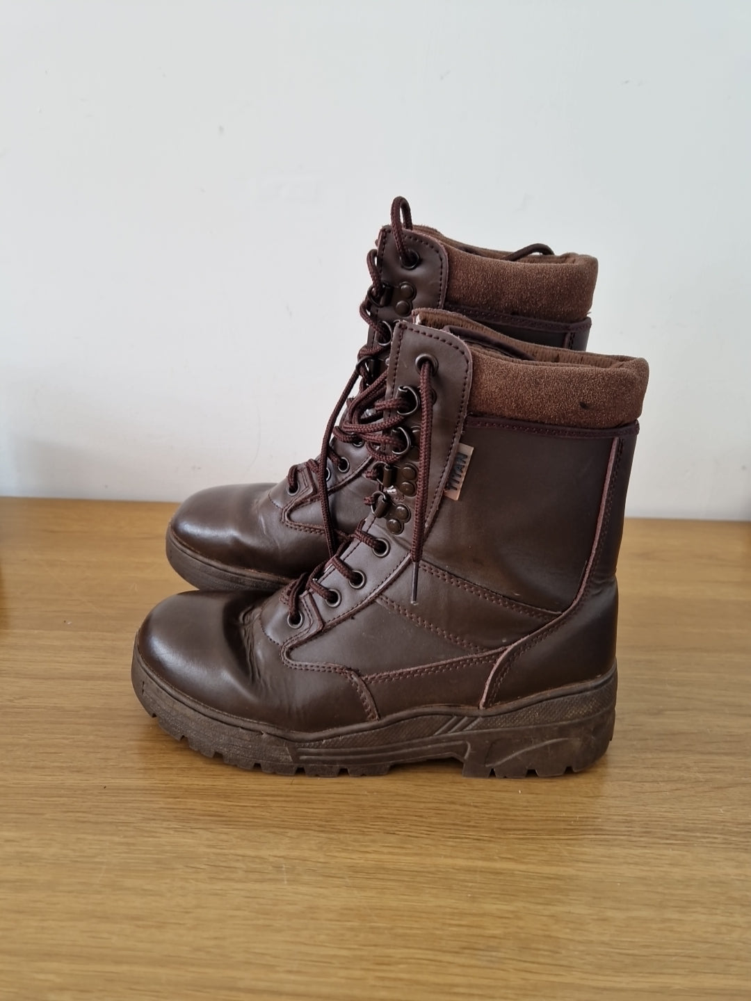 Titan Brown Leather tactical boots UK 7