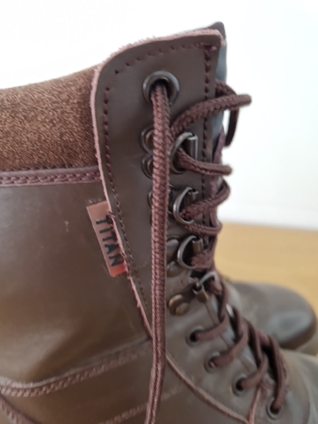 Titan Brown Leather tactical boots UK 7