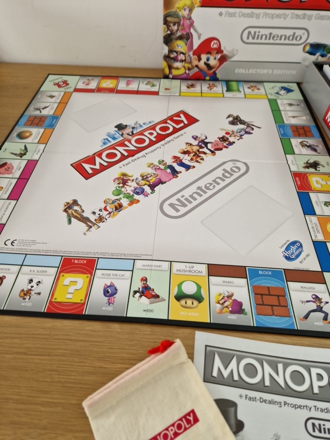 Monopoly Nintendo Collectors Edition great pre-owned condition