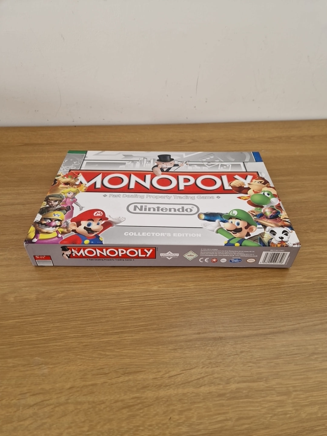 Monopoly Nintendo Collectors Edition great pre-owned condition