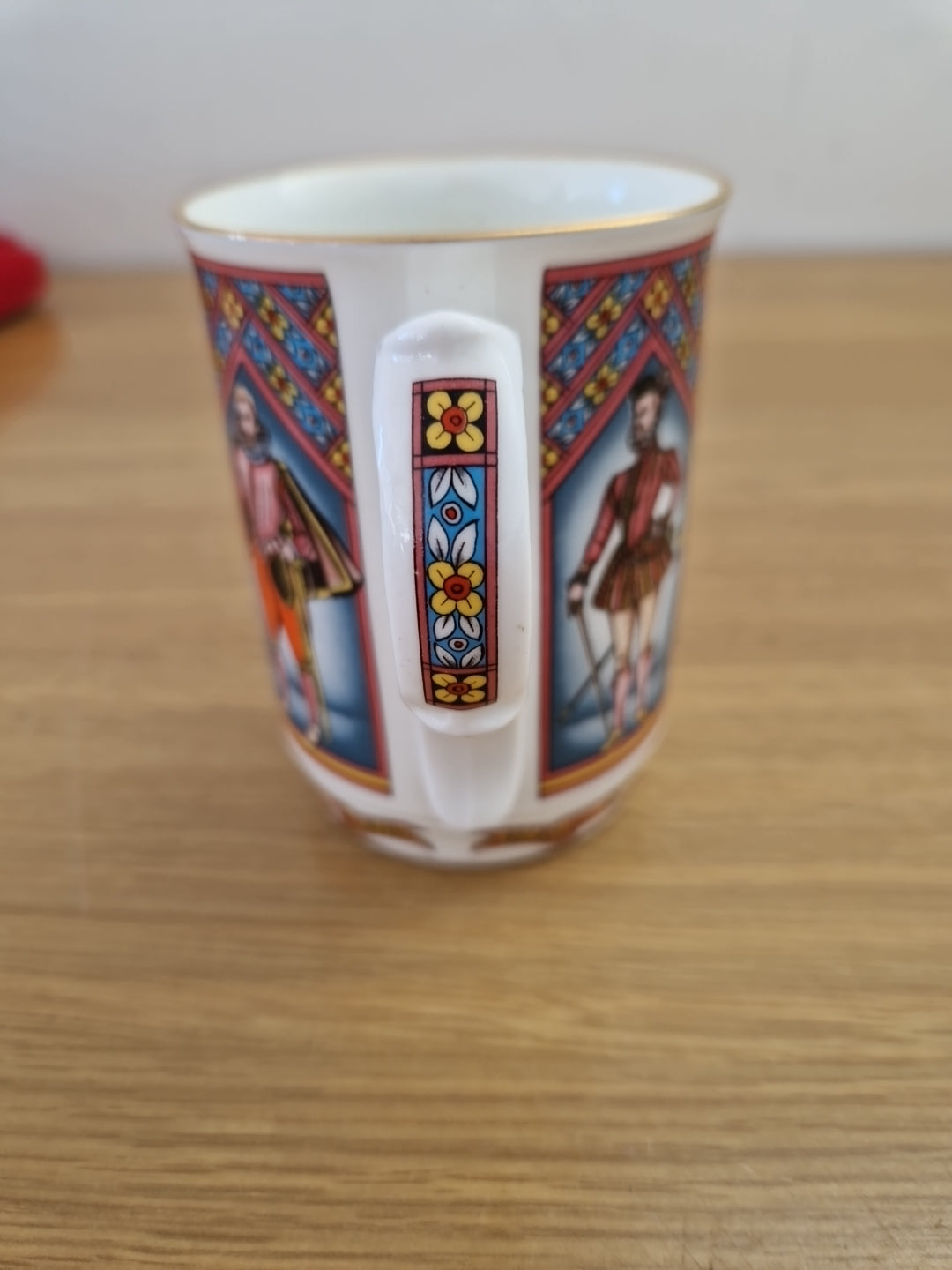 Staffordshire Ceramic Mug with Queen Elizabeth 1 Design