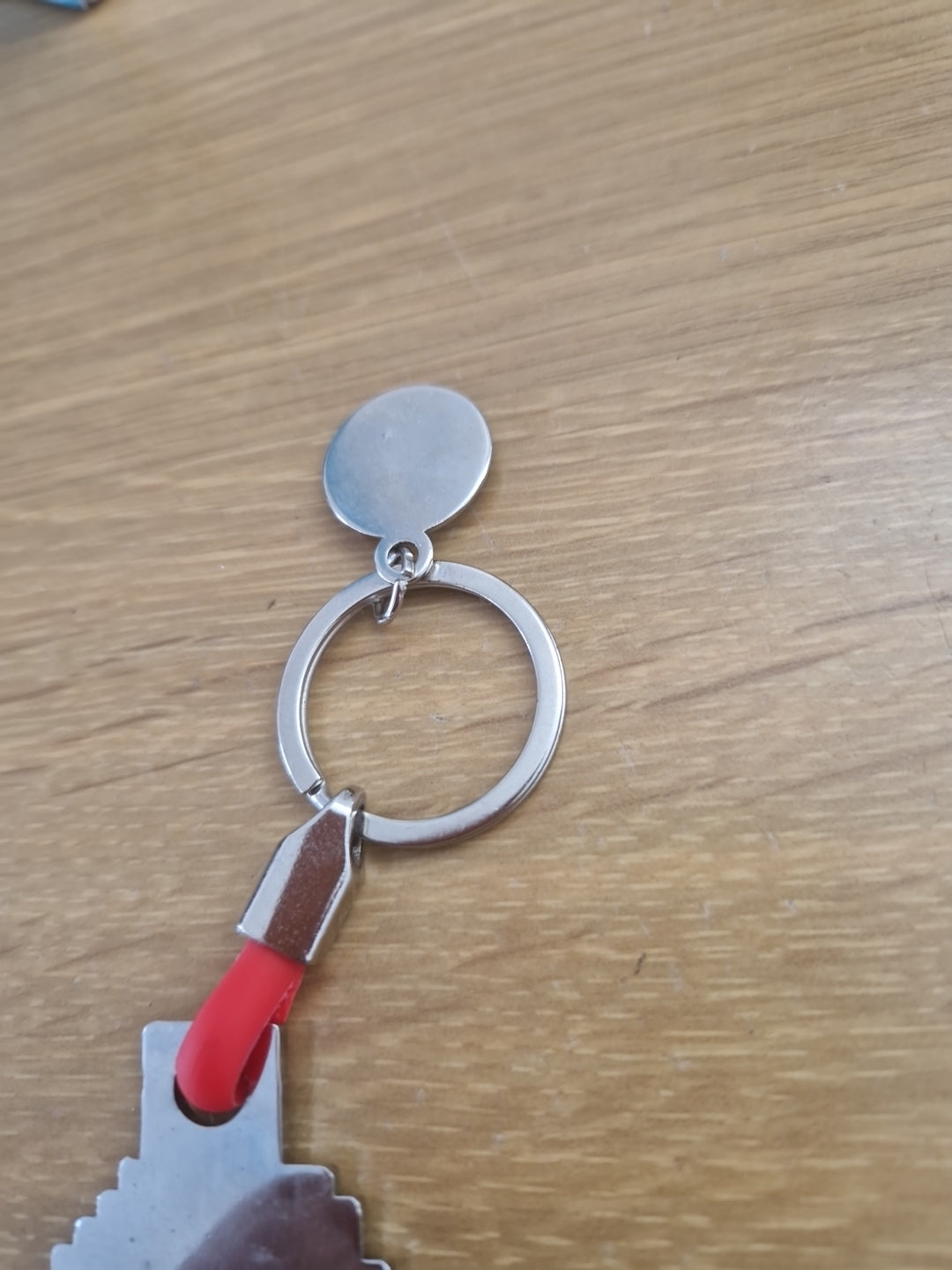 Red Pac-Man Metal Keyring